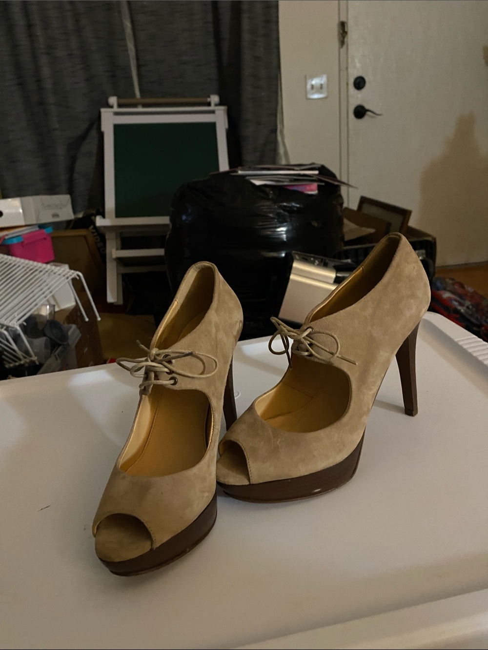 Heelys Taupe Suede Peep-Toe Lace-Up Platform Heels